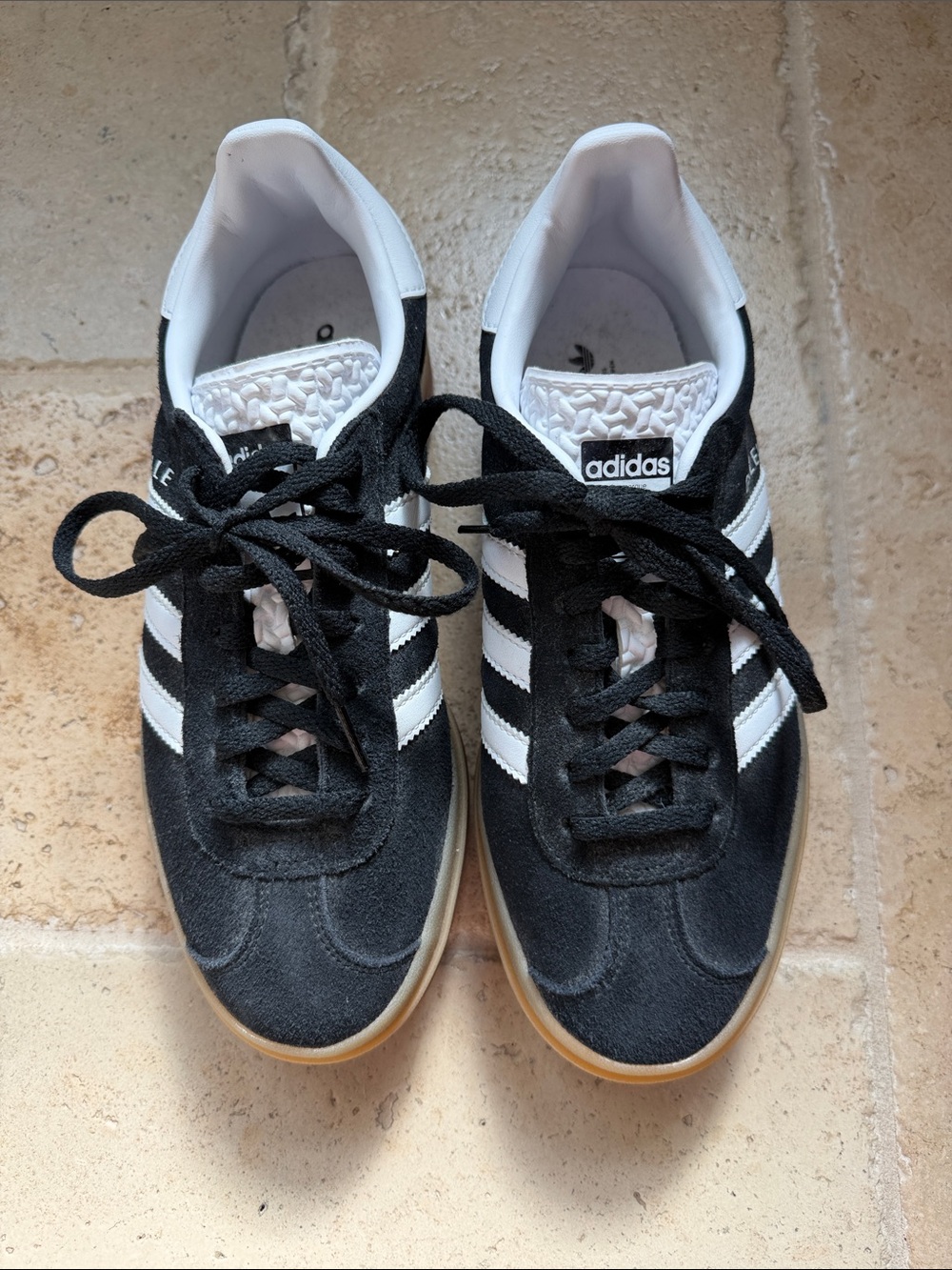 BRAND NEW adidas Women's Black & White Suede Samba Style Sneakers